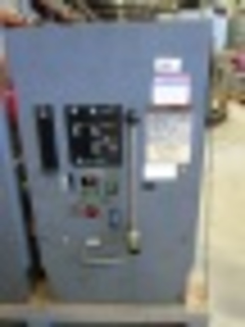 3200 Amps, Eaton, DS-632, manually operated, drawout, #AB5676