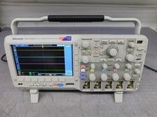 Tektronix #MSO2024B, Mixed Signal Oscilloscope, 200 MHz Bandwidth, 1 GS/s Sample Rate, 4 Analog/16 Digital Ch