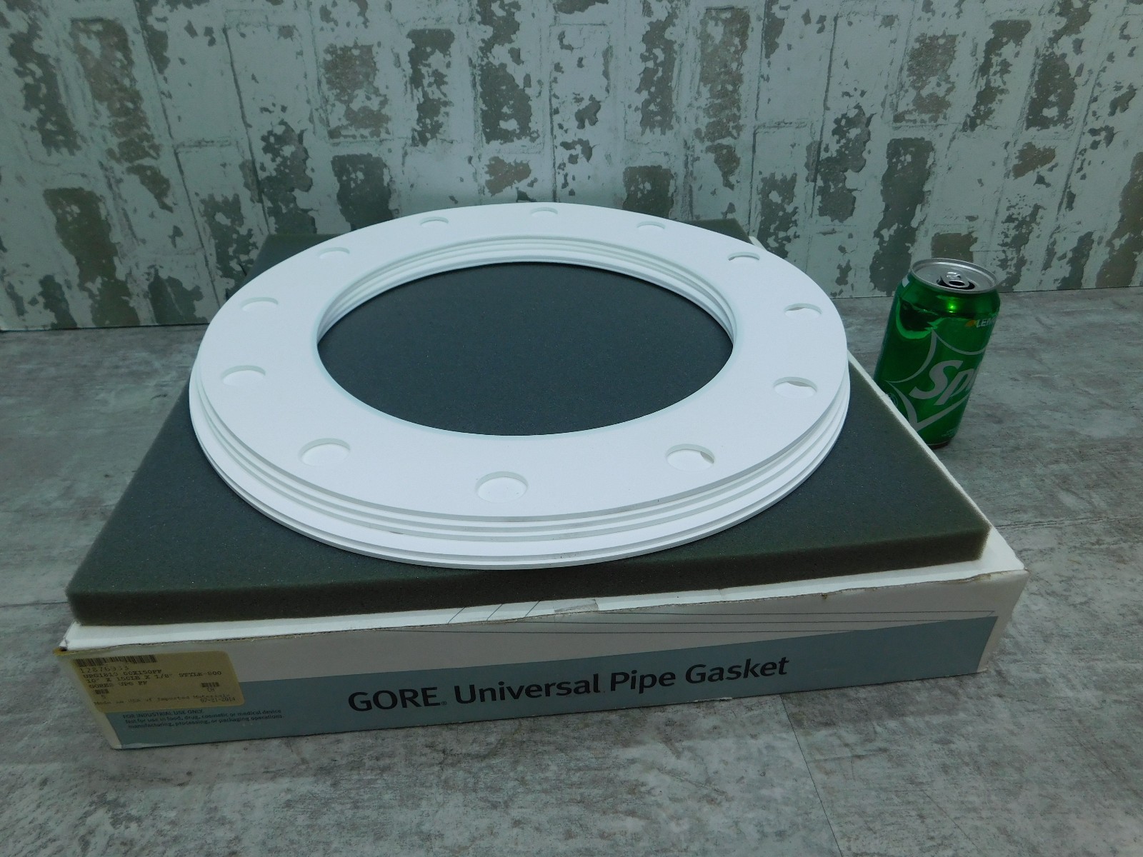 5 Gore Universal Pipe Gasket, Full Face, 10" 1/8", Style 800, PTFE FF, 150 lb.