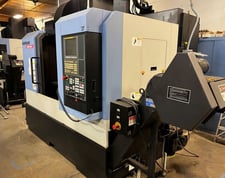 Daewoo Doosan #DNM-400II, CNC vertical machining center, Fanuc i, 30" X, 17.1" Y, 20" Z, 30 automatic tool