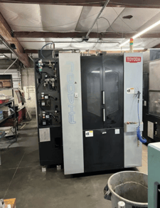 Toyoda #FH400J, Horizontal CNC Machining Center, 23.6" X, 22" Y, 24.8" Z, 15.75" x 15.75" pallet, 30 HP