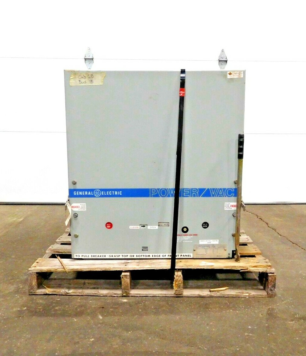 1200 Amps, General Electric, VB-7.2-500-3, Power Vac circuit breaker, 8.25 KV, 125 VDC