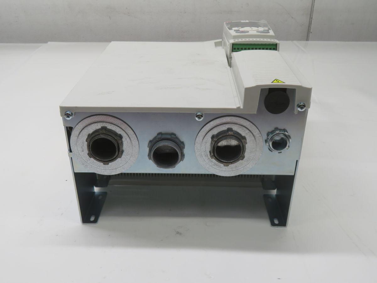 15 HP ABB #A cs355-03u-46a2-2+j, AC Variable Frequency Drive, 200-240 VAC, 46.2A, R4 Frame, IP20