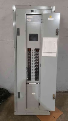 400 Amp. Siemens, Panelboard, 3PH, 4W, w/ 3-Pole 100A & 30+ Branch Circuit Breakers