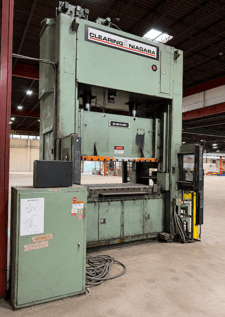 330 Ton Clearing Niagara #SE2-300-84-48-UH, Straight side double crank press, 86" between housing, 84" x48"
