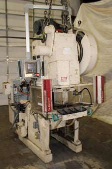 32 Ton, Minster #4, OBI press, 3" stroke, 2.25" ram adj., 9.5" Shut Height, 135 SPM, 24" x 15" bed, air