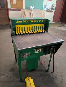 Lion Machinery #2024, Cleat Bender, S/N: 142
