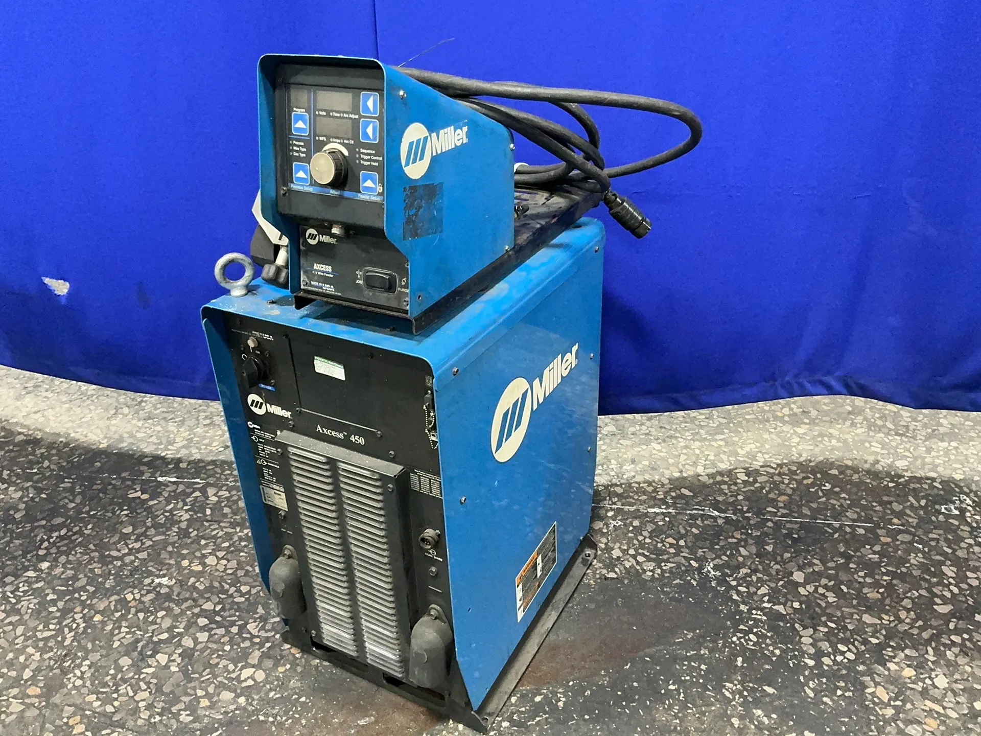 Miller #Axcess-450, Arc Welder, 450 A, 208/230/380/400/575 V. Input, 3-Ph.