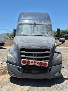 Freightliner #Cascadia-126, Sleeper Truck, Detroit Diesel, Automatic, Tandem Axle, 2019