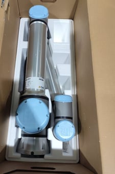 Universal Robots, UR-12e, collaborative robot, 6-Axis, 12.5 kg payload, 1300mm reach, brand new, 2025