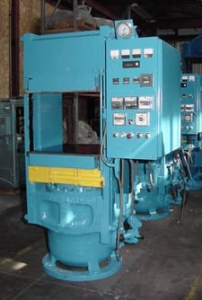 314 Ton, hydraulic press, 24" x24" bed, (2) 25" x30" electric platens, 20" daylight, 18" stroke