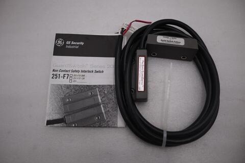Sentrol 251-f7z-06k fail safe guard switch 12w 24v stk g899a