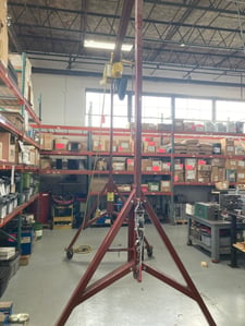 1 Ton, Yale, gantry crane w/ 1-Ton Yale Hoist