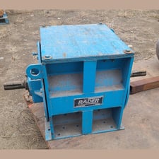 20" x 20" Jeffery Rader #20x20ESW, Rotary Feeder, 2.438" shaft diameter