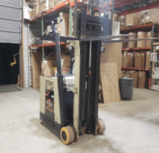3500 lb. Crown #35RCTT, Stand-Up Electric Counterbalance Forklift, 36 V., 190" Lift Height, 7.2 MPH