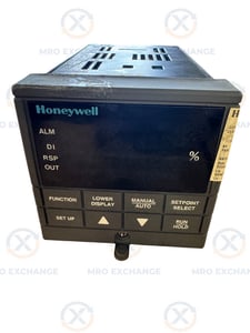 Honeywell DC300K-E-0A3-20-0C00-0 Temperature Process Controller 90 to 250 VAC Untested Surplus