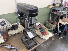 8" Duracraft #40830, tabletop drill press, 1/2" chuck, 700-3270 RPM, 1/4 HP, 1986