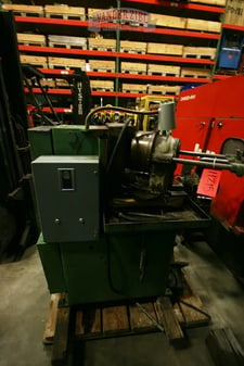 1/2" to 3" Oliver #600, tool grinder with automatic feed, 9" chuck, 9" x 2" x 5" grinding wheel, 2 HP, 11215