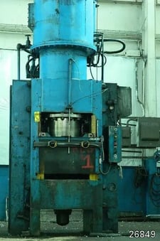 600 Ton, Erie, slab side, 12" stroke, 24" daylight, 30" x 30" bed, floor standing, 40 HP, #26849
