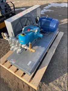 Caterpillar Pumps #60AG6760.222126, 30 HP, 47 GPM Belt-Driven Triplex Plunger Pump Skid, new surplus