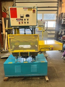 Plastic Extrusion Machinery #325, extrusion belt puller, 5" x 26.5" contact area, 3 HP, 20-100 FPM, 1996