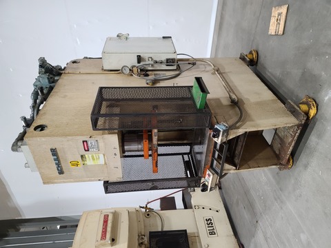 30 Ton, Schuler #OGF-30, Hydraulic C-Frame Press, 24" x 20.5" Bed, 18" Stroke, 12" Throat, 20 HP
