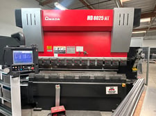 88 Ton, Amada #HDS-8025NT, CNC hybrid press brake, 8.4' overall, 83.5" between housing, 7.9" stroke, 16.5"