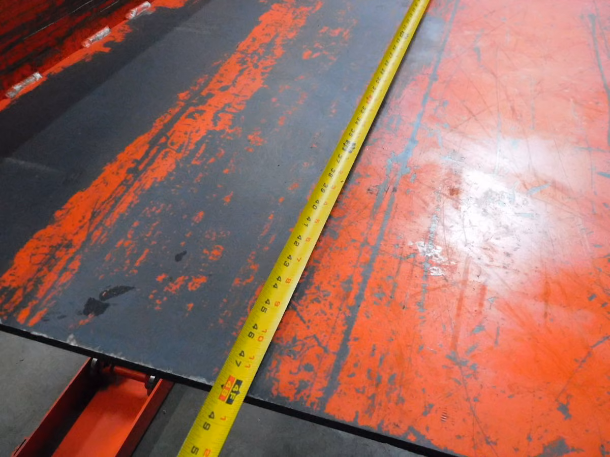 4,000 Lb. Presto #XZ44-40, Electric/Hydraulic Lift Table, 48" x 40" Platform, 7"-42" Height, 120/240 V., 1 HP