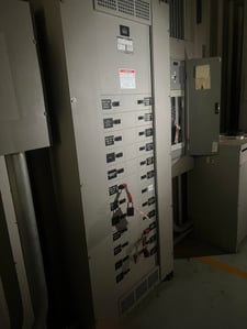 800 Amp. Siemens, Type S4, panelboard, 480 Volts 3 phase, 24 subfeed breakers