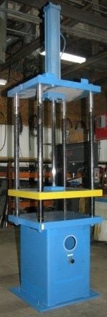 30 Ton, 26" LR x 31" FB, down-act, 50" daylight, 41" stroke, 5" cylinder, 39" work hght, 146" tall, #839