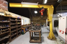 .5 Ton, Jib Crane with Dayton Hoist and Trolley, 11' Arm