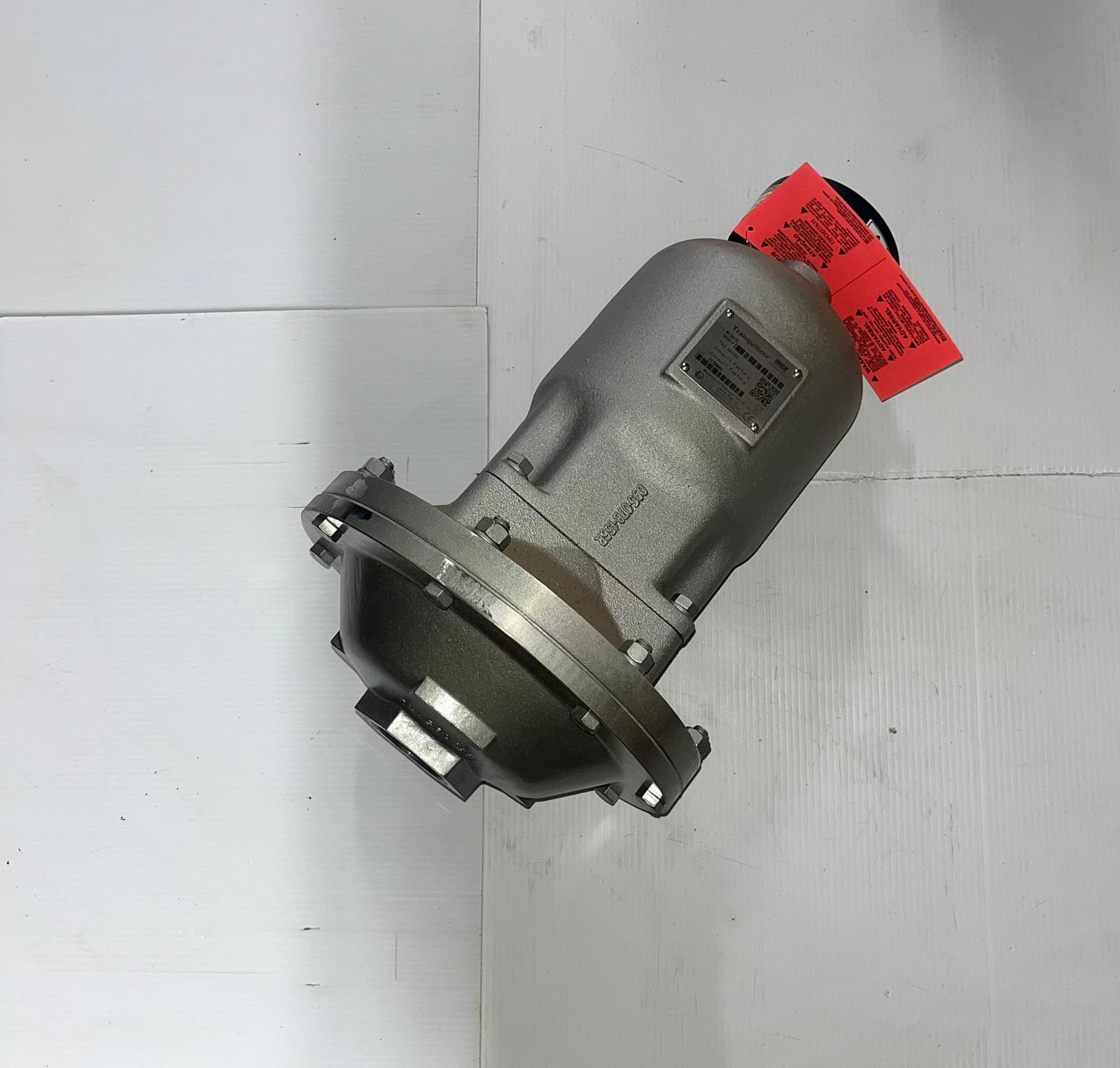 Sandpiper #TA2, Tranquilizer Surge Suppressor, for 1.5"-2" diaphragm pumps, 125 psi