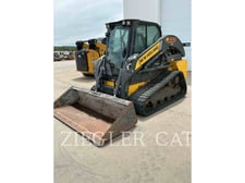 New Holland Ltd . C337, 832 hours, S/N: NPM450157, 2023