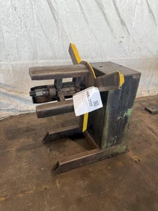2500 lb. American #60, uncoiler, 24" width