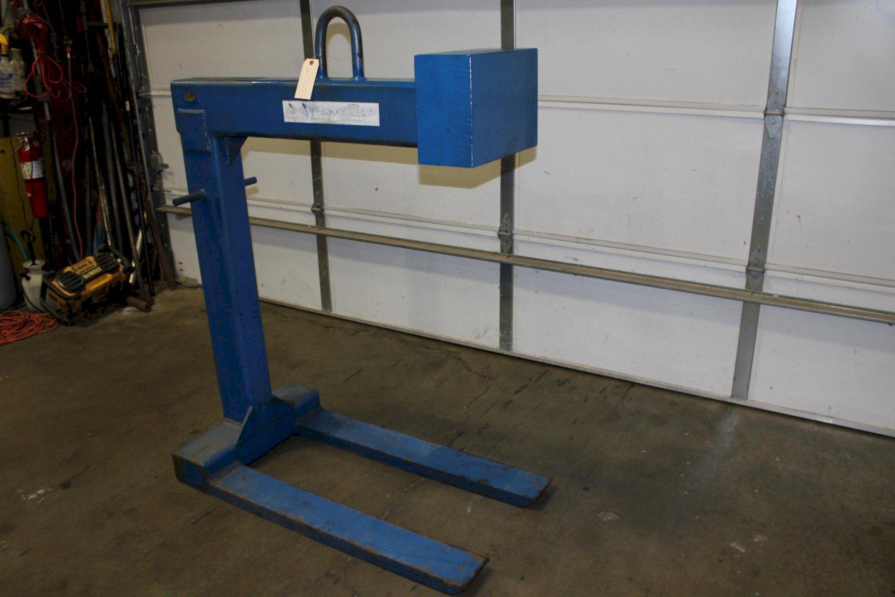 Veotil #HDP-4-42, steel pallet lifter, 42" tapered forks, 25" fork spread, 21" fork spacing, counterweight