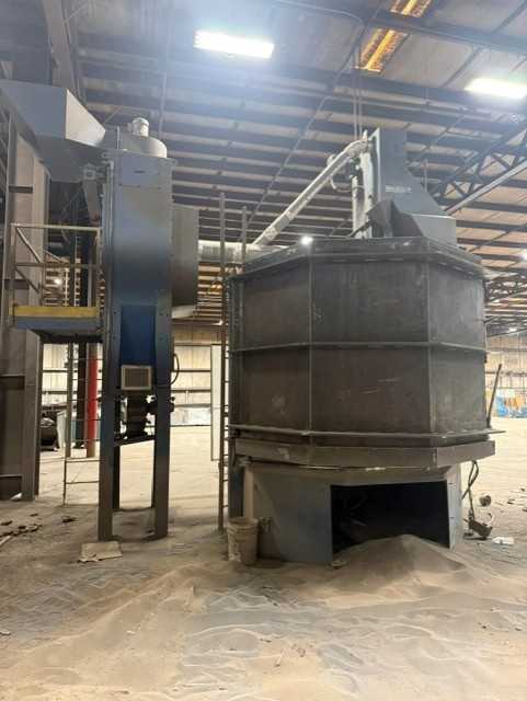 84" Wheelabrator #A3-60383, single clam type door blast machine, reclamier, cartridge type dust collector, 40