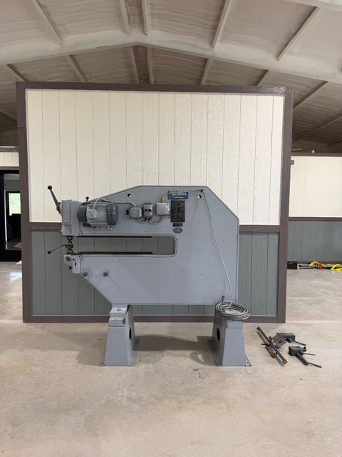 No. P6 Pullmax, Nibbling Machine, Capacity: 1/4", Throat Depth: 42", 500-2000 SPM, 2.2 HP, Machine Complete