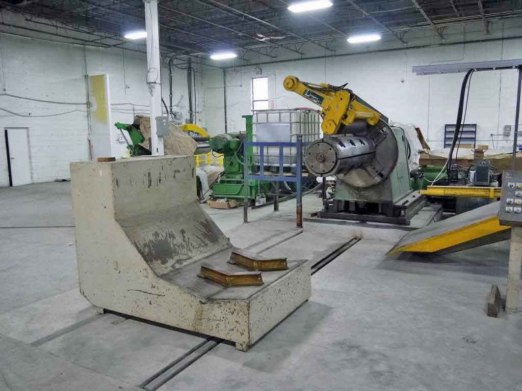 60" x .125" Loopco slitting line, 40000 lb., 300-600 FPM, left to right, 19.50"-24" ID entry, 20" ID exit