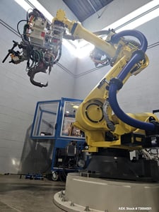 Fanuc, R-2000iC/210F, 6-Axis Industrial Robot, 210 KG Payload, 104-17/32" reach, R-30iB controller, welding