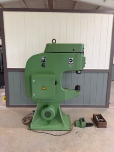 Eckold #KF460, Shrinking & Stretching Machine, Capacity: 8 Gauge Mild Steel, Throat: 17", Strokes/Min: