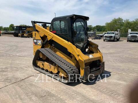 Caterpillar 299D2, 2754 hours, S/N: FD203941, 2018