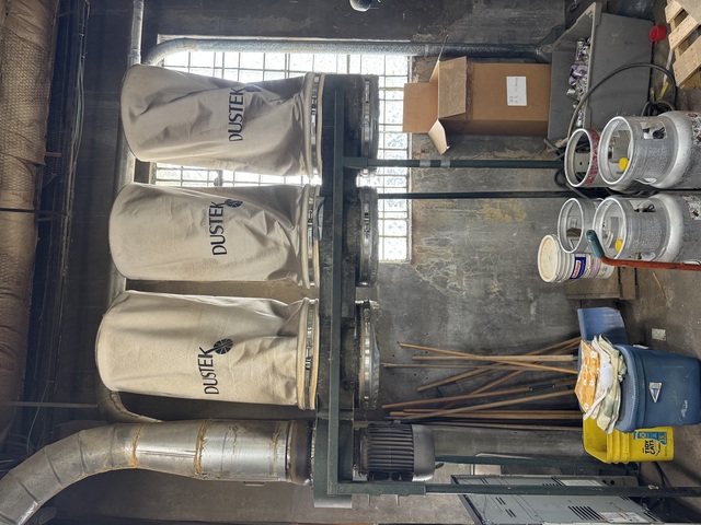 3000 CFM Dustek #750, Dust Collector, 7.5 HP, 3-phase, 3-bag, 12" inlet
