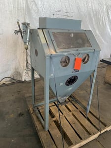 Trinco #36/BP2, sand blast cabinet, 36" x 24" x 24" cabinet