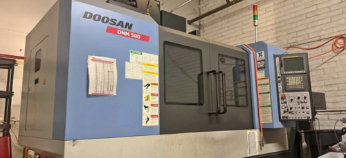 Doosan #DNM-500, CNC vertical machining center, 40" X, 21-1/4" Y, 20-1/16" Z, 8000 RPM, 30 automatic tool