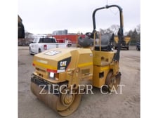 Caterpillar CB24, Compactor, 5972 hours, S/N: 24000915, 2009