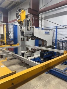 CNC jig welding cell, Schlatter #System-Posiweld, 78.7" X, 47.2" Y, 10.2" Z, 345° welding gun rotation, 2019