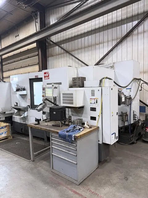 Haas #EC-400, horizontal machining center, 22" X, 25" Y, 22" Z, 100 automatic tool changer, 12000 RPM, 30 HP