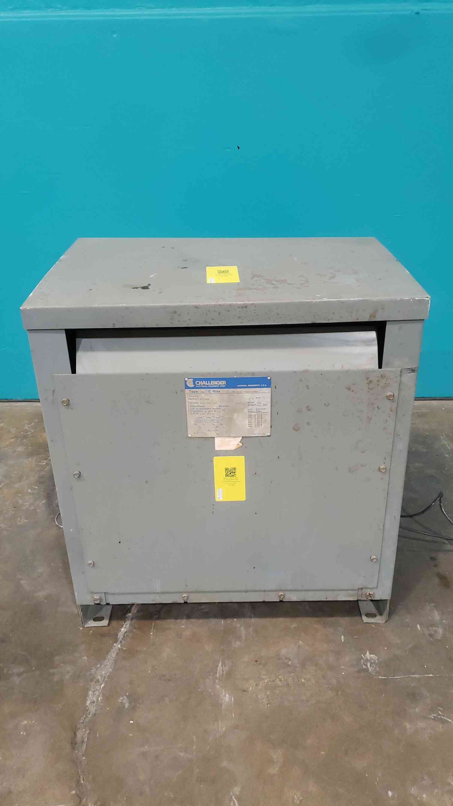 37.5 KVA 480 Primary, 208Y/120 Secondary, Challenger 372-415-3BN, Dry Type, 3PH