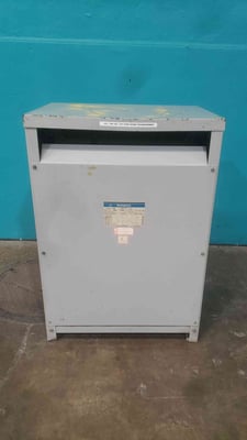 45 KVA 480 Delta Primary, 208Y/120 Secondary, Westinghouse V48M28B45R, 3PH