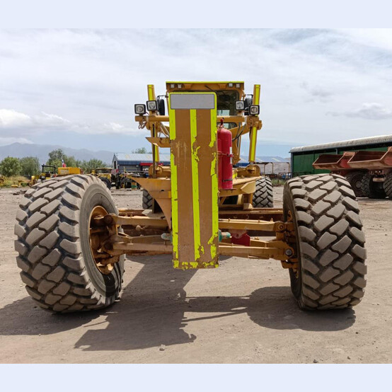 Caterpillar 16H, Motor Grader, 16' blade width x 31" height, 1" blade thickness, 265 HP, 30,910 hours, 2007
